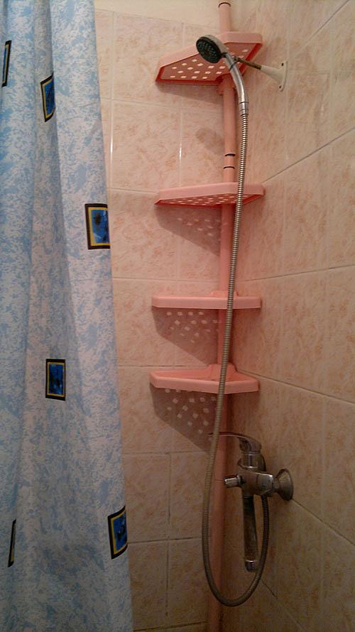 1-й этаж Двухкомнатный 2-х местный номер гостиница учкуевка
