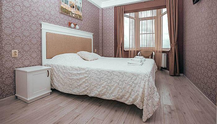 Люкс Отель в Севастополе рядом с морем и с бассейном