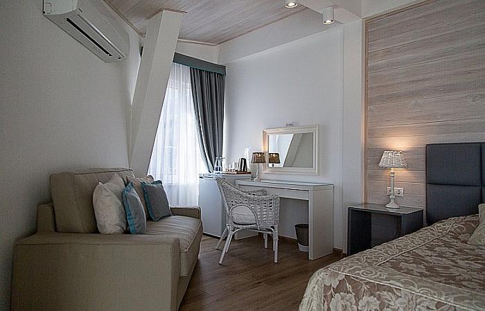 Улучшенный стандарт первой категории (sea view plus) Крым гурзуф гостиница Бассейн все включено