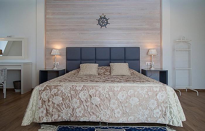 Улучшенный стандарт первой категории (sea view plus) Крым гурзуф гостиница Бассейн все включено