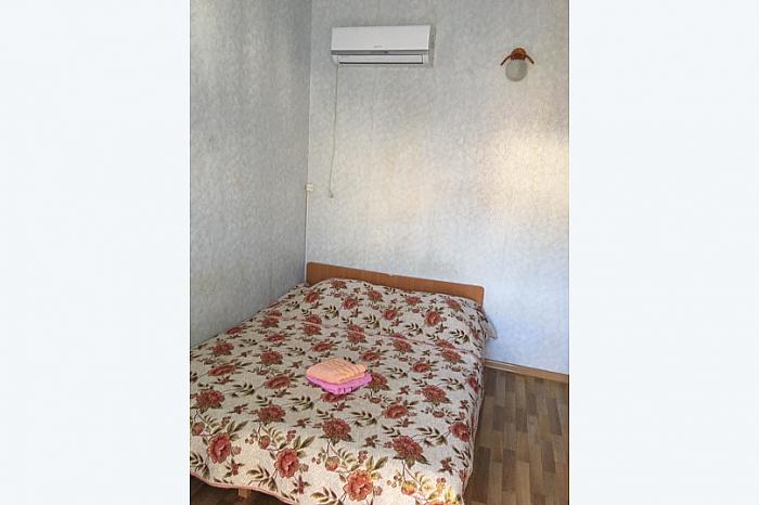 Стандартный улучшенный Комната, Стандарт, 2-местный, 1-комнатный Крым частный сектор Рыбачье недорогой отдых