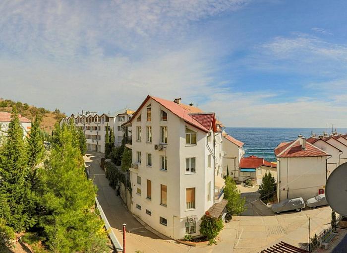 Отдых в Крыму цены 2022. Все самое лучшее, Алушта, ЮБК, Новый год в Крыму 2020, Майские праздники Квартиры: Глициния 3 этаж 2х комнатный