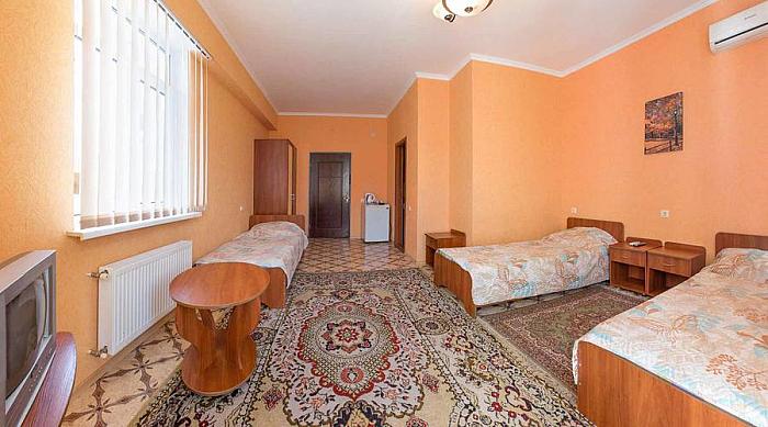 Алушта гостиница Витекс
Трехместный