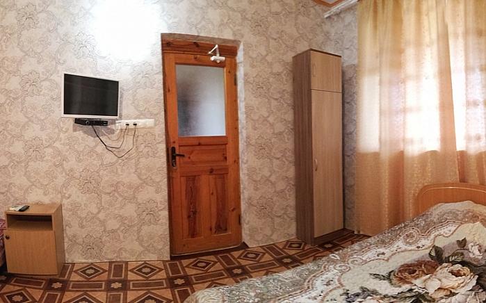 Крым Морское Судак дом Мелек ОДНОКОМНАТНЫЙ НОМЕР ДО 3-Х ЧЕЛОВЕК