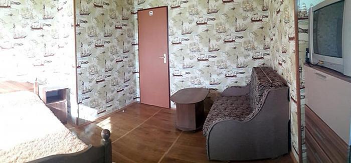 Отдых в Евпатории гостиница Голубая волна