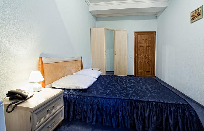 КЛАССИЧЕСКИЙ ДВУХМЕСТНЫЙ НОМЕР Гостиница Алупка с бассейн