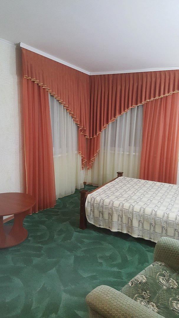 Номер на два человека + доп . Ребенок (кресло раздвижное )с отдельным входом