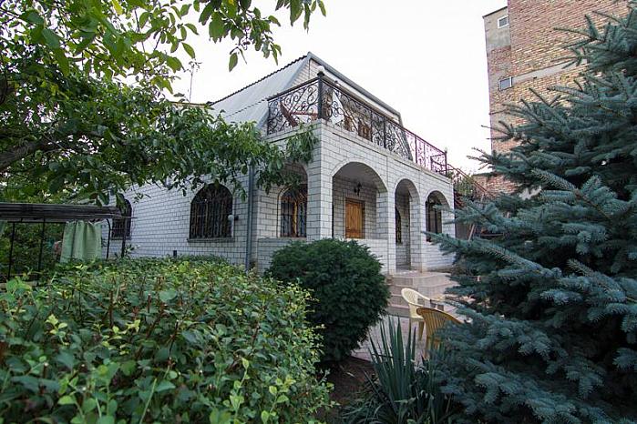 Снять дом в Феодосии частный сектор Крым