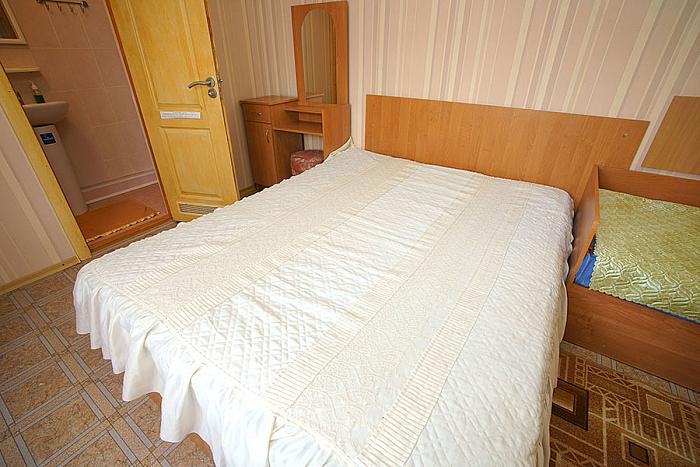 3-Х МЕСТНЫЙ С КУХНЕЙ Отдых в Николаевке Коттедж 34