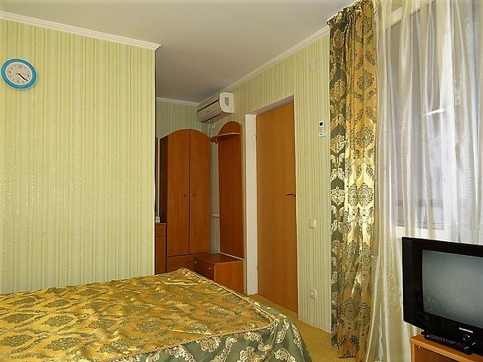 Полулюкс