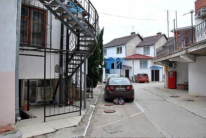 Отдых в Крыму цены 2022. Все самое лучшее, Алушта, Новый год в Крыму 2020, Майские праздники Квартиры: Отдых в Алуште эллинг Дельфин Оля 2 этаж