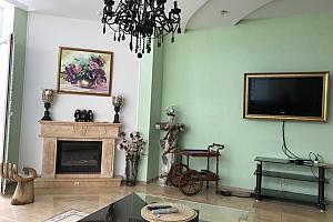 140м.,.3 спальни, 6 человек