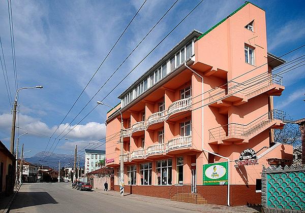 Гостиница Алушта ул. Горького