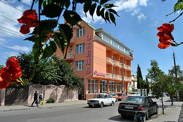 Гостиница Алушта ул. Горького