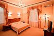  Квартиры: Отдых в Ялте   Apartment Home коттедж