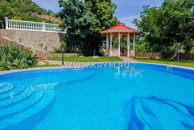 vip- Отдых в Крыму Снять коттедж с бассейном в Крыму