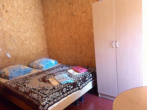 Крым, г .Евпатория, пос.Заозерное, ул. Аллея Дружбы