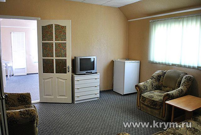 Алушта пансионат с бассейном
