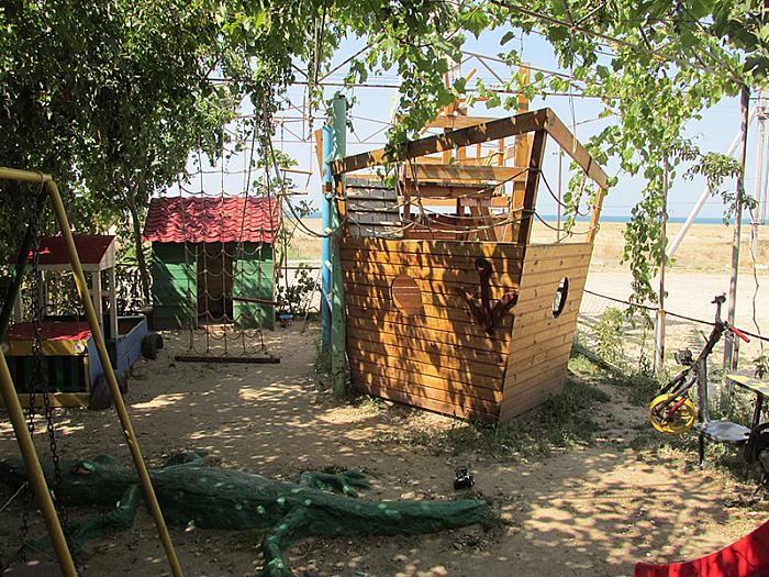Недорогой отдых в Крыму с детьми пансионат Николаевка