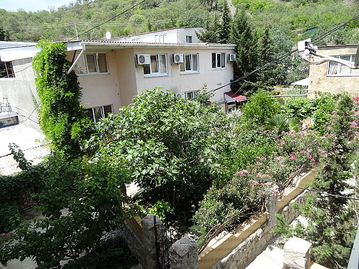 Эллинг Алушта