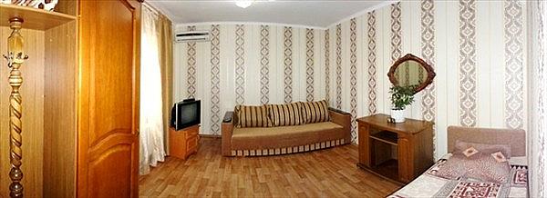 Номер двухкомнатный на 4 места с кухней и удобствами