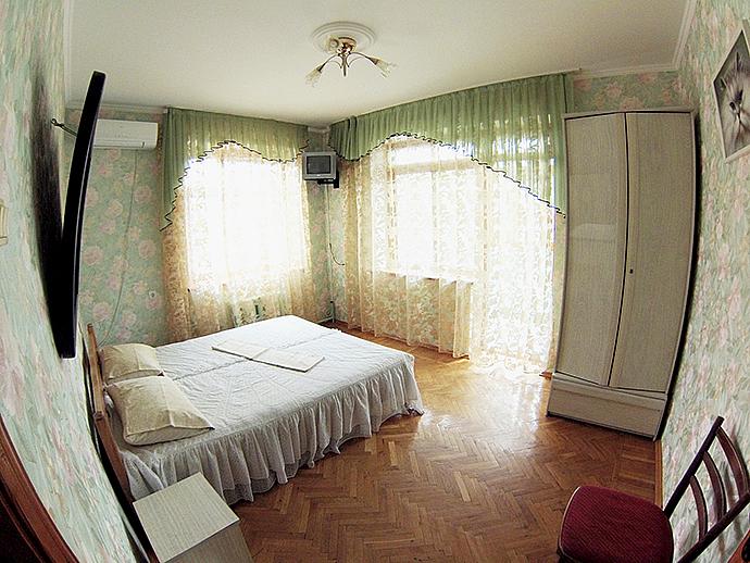 Алушта частный сектор ул Горького