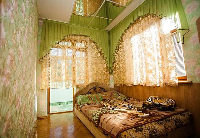 фото номер 4 Алушта частный сектор ул Горького