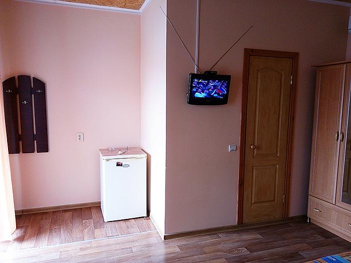 Отдых в Судаке частный сектор ул. Художников