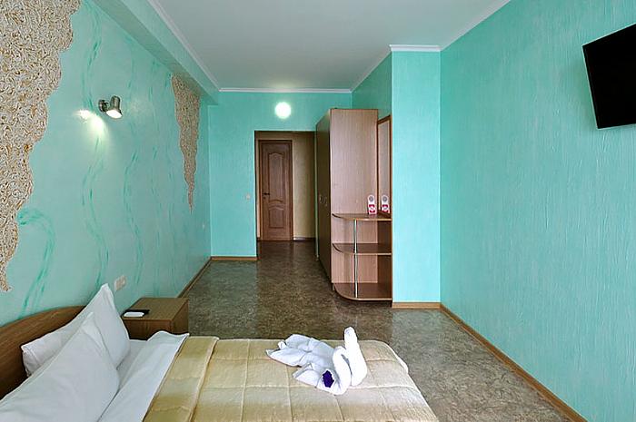 фото Эллинг Утес : НОМЕР-СТУДИО