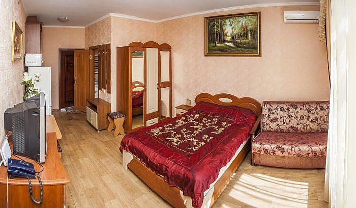Номер 1 в центре Алупки