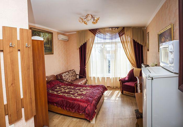 Номер 1 в центре Алупки