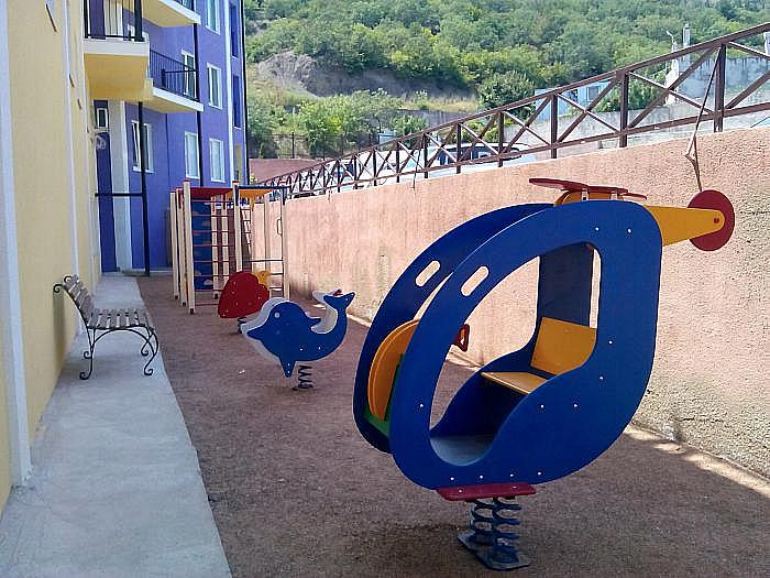 Отдых в Крыму цены 2022. Все самое лучшее, Алушта, Семидворье, ЮБК, Майские праздники Квартиры: Апартамент-студия Цветочный