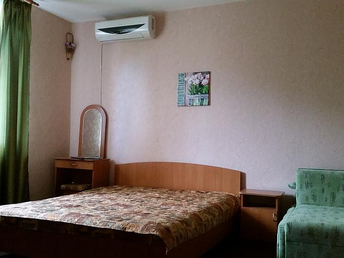 №2 ДВУХМЕСТНЫЙ НОМЕР 1 ЭТАЖ, общая площадь 19 кв.м Крым Морское частный сектор