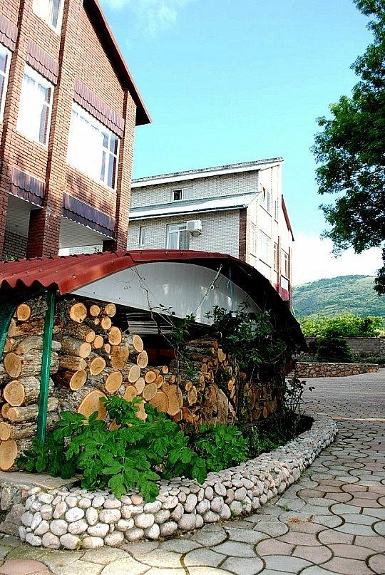 Отдых в Крыму цены 2022. Все самое лучшее, Западный Крым, Новый год в Крыму 2020, Майские праздники, Кизиловое Базы отдыха: Кизиловая